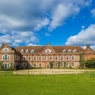 HH24 West Horsley Place