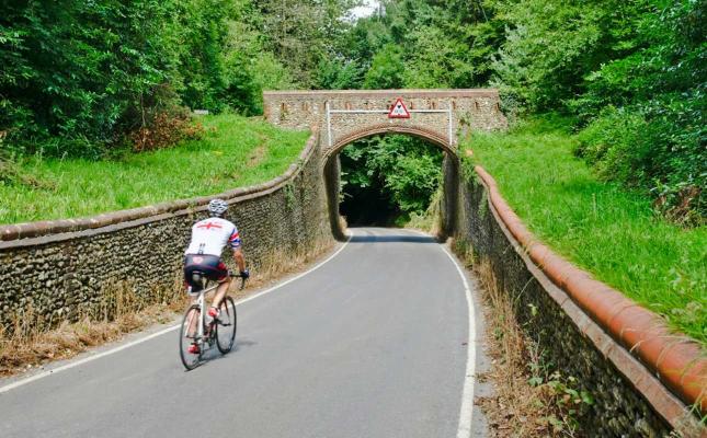 Dorking Arch