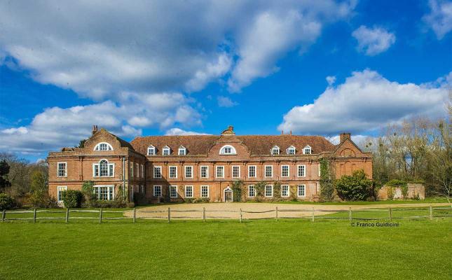 West Horsley Place